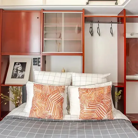 Chic Parisian Flat Apartament