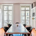아파트 Chic Parisian Flat *
