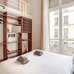 아파트 Chic Parisian Flat *